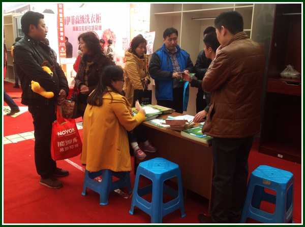 與客戶交談 與客戶交談