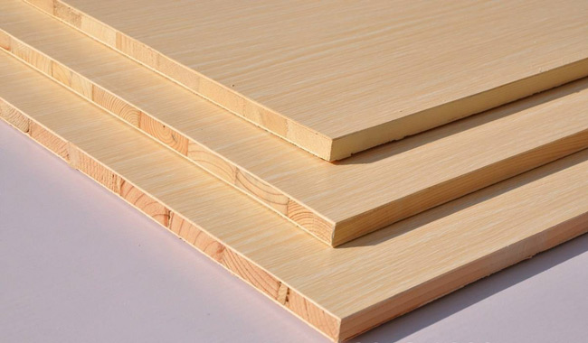 臥室地臺用什么板材好?